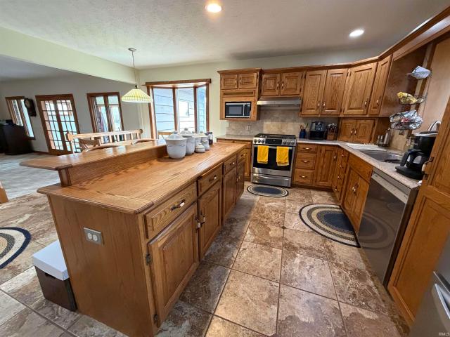 2497 W Lynn Lane