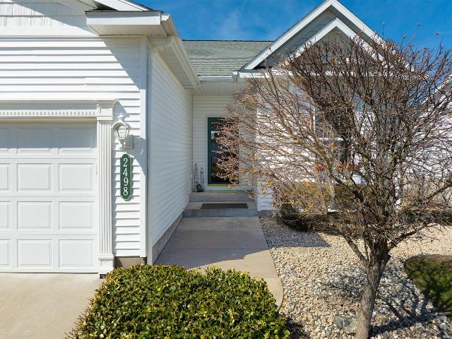 2498 E Turning Leaf Way