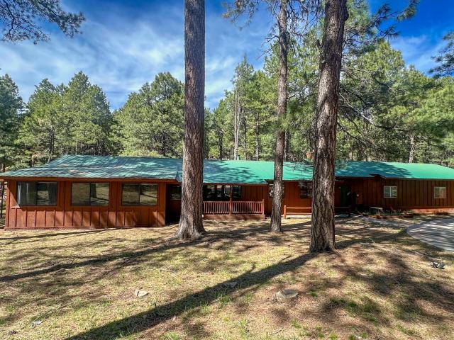 2499 CANYON Drive