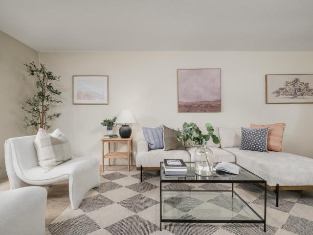 2492 Larkspur Ln, Unit 200, Sacramento, CA 95825 | MLS #226061