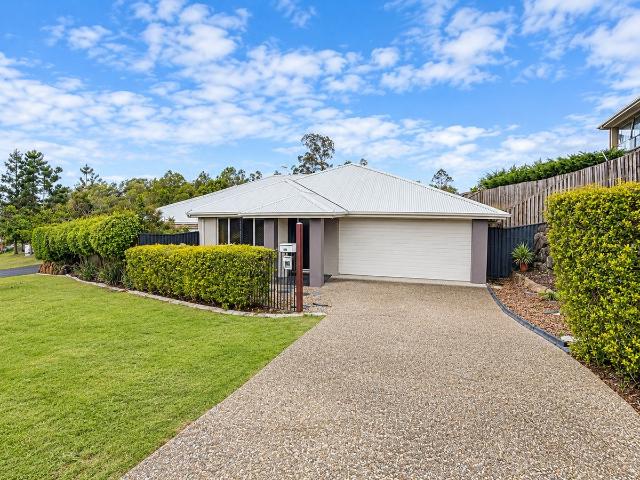 2/49 Harmsworth Road, Pacific Pines