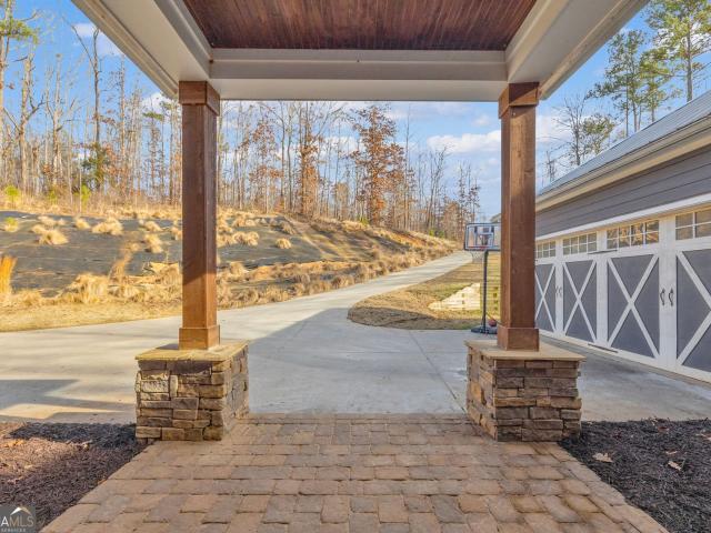249 Hunters Creek Trl, Toccoa, GA