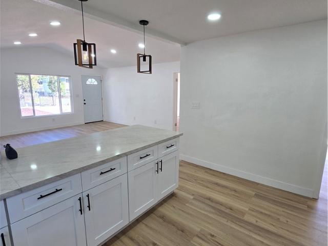 249 N 10th Avenue