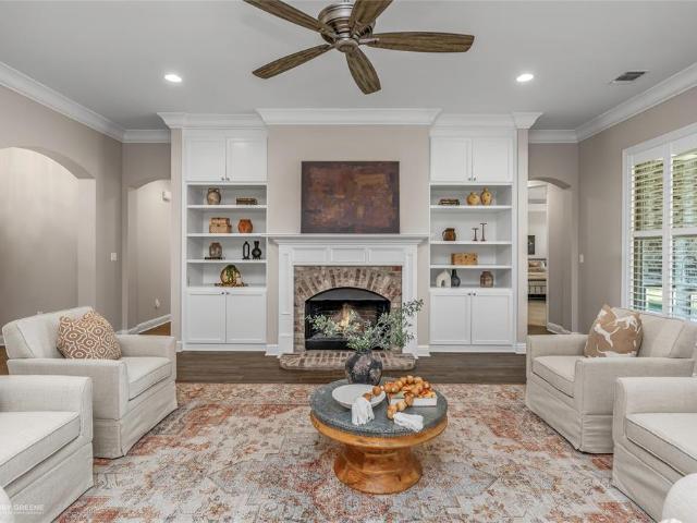 249 Peregrine Way