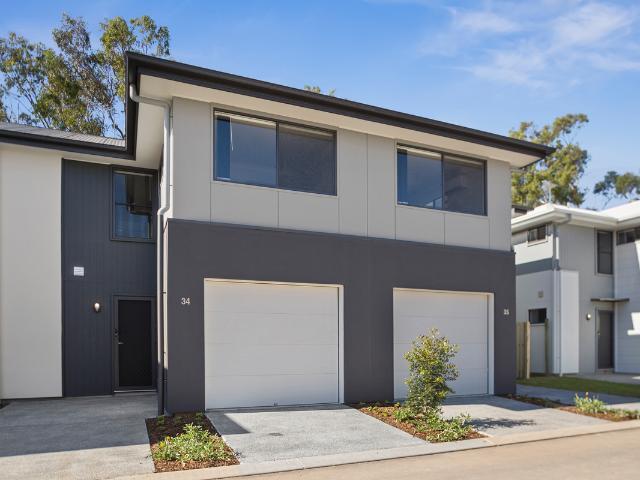 24 / 11 Clarke Road, Park Ridge QLD 4125