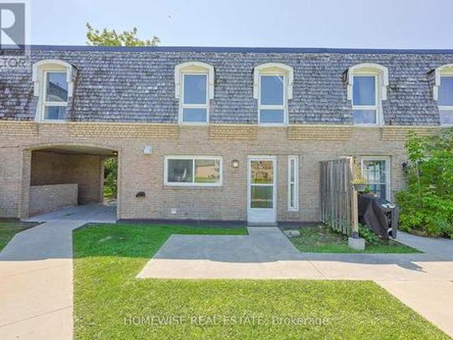 24 1400 Winding Trail, Mississauga, ON, L4X 1W9 townhouse for lease | Listing ID W13682 | Royal LePage
