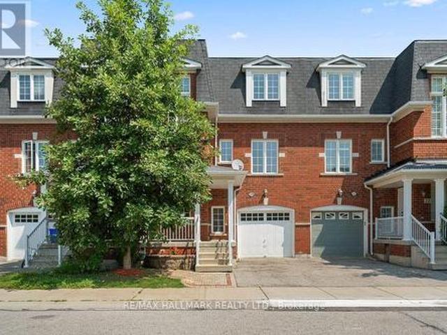 24 15 Old Colony Road, Richmond Hill, ON, L4E 4L5 house for sale | Listing ID N13669 | Royal LePage