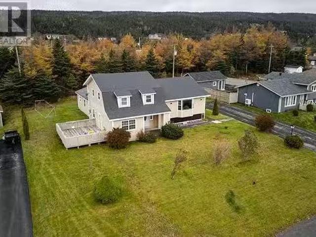 24 26 Frecker Place, Placentia, NL, A0B 1S0 house for sale.