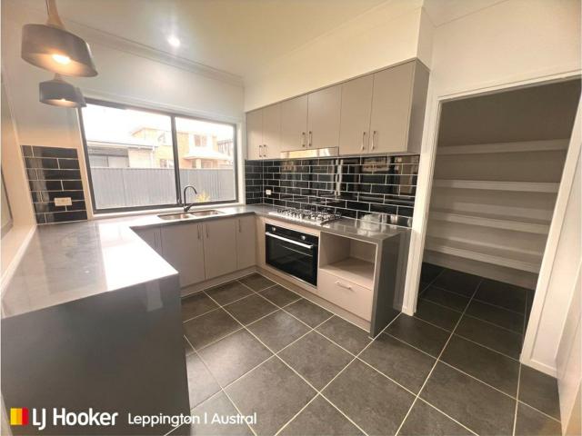 24 tenth avenue, austral nsw for rent lj hooker