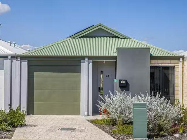 24 Thistle Way, Harrisdale, WA 6112