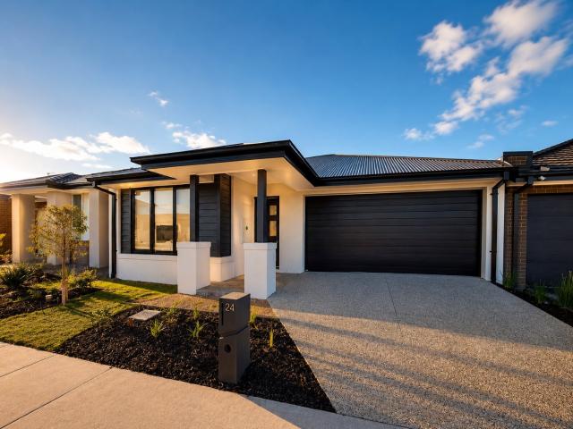 24 Trentino Grove, Fraser Rise
