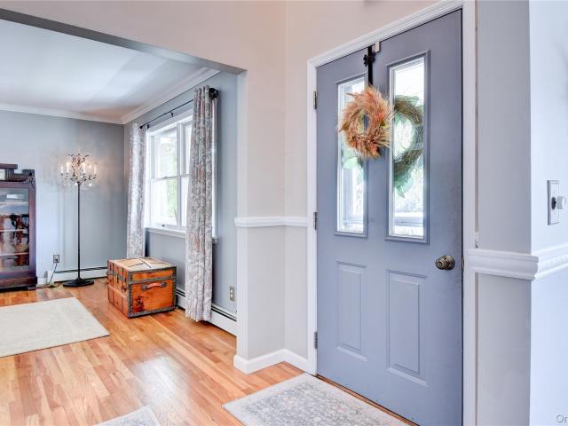 24 Valley View Circle