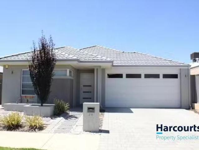 24 Wellman Avenue, Piara Waters, WA 6112