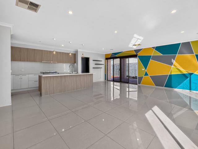 24 Westlock RoadMickleham VIC 3064, Australia