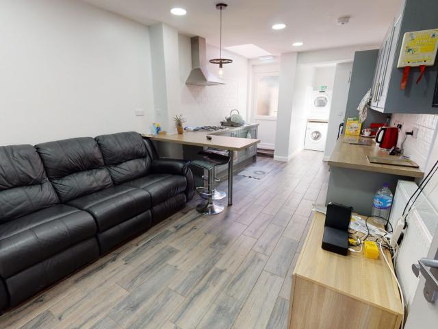 24 Winnie Road Selly Oak Similar Properties