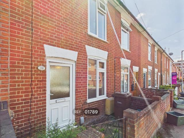24, Albert Street, Colchester CO1, 2 bed property to rent, £1,175 pcm | PrimeLocation