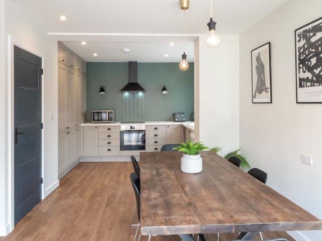 24 &Amp Amp Amp Amp Amp Amp Amp Amp Amp Amp Amp Amp Amp Amp Amp Amp Amp Amp Amp Amp Amp  26 Gemini Road, Salford M6, 5 bed property to rent, £737 pppm | PrimeLocation