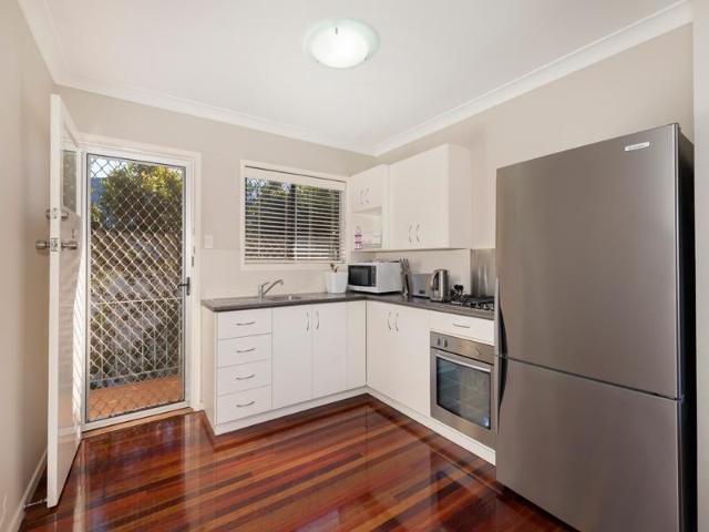 2/4 Bakewell Street, Mount Gravatt East, QLD 4122 Unit for Rent Ray White Mt Gravatt