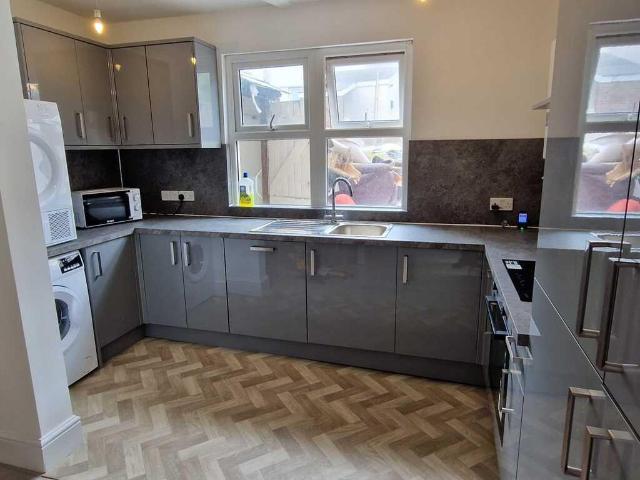 24 Beaumont Road 6 bed house share to rent £650 pcm £150 pw