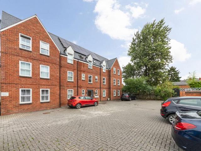 24 bedroom block of apartments for sale