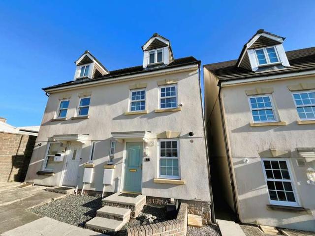 24 Bedroom House
