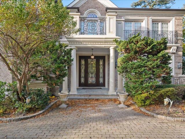 24 Beechwood Drive