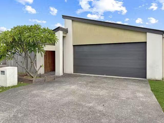 24 Biella Court, Leichhardt, QLD 4305