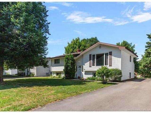 24 Brewster St, Riverview, NB, E1B 3M8 house for sale | Listing ID NB145038 | Royal LePage