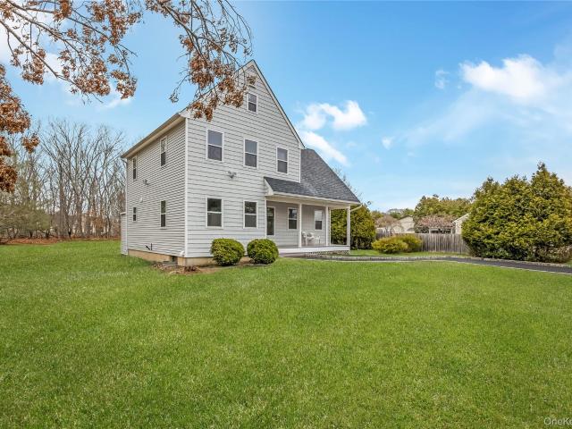24 Buckskin Lane