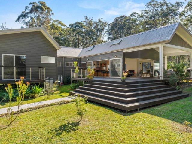 24 Bushland Acres Just Minutes from Huskisson Your Off Grid Coastal Escape