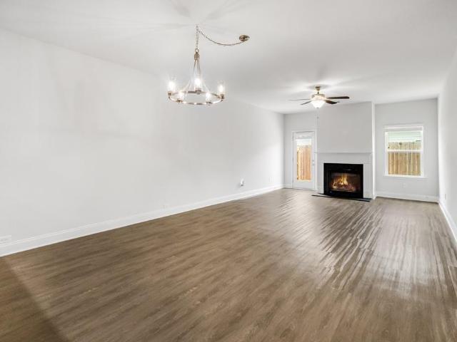 24 Castlemoor Loop