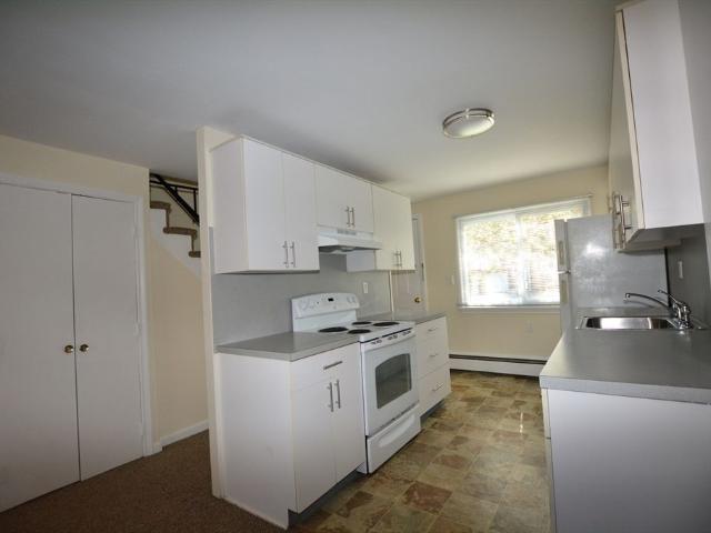 24 Concord, Canton, US, MA