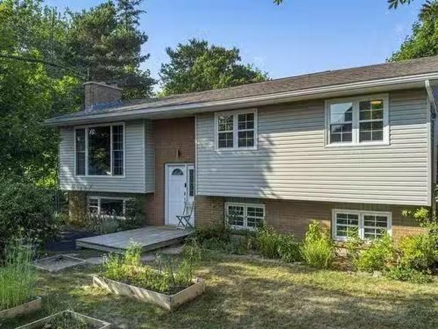 24 Colby Drive, Colby Village, NS, B2V 1X6 house for sale L.