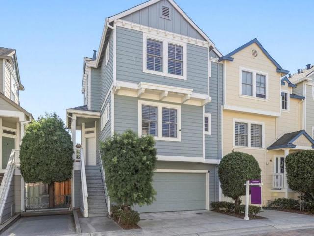 24 Creekside Lane