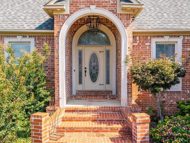 24 Cypress Knee Drive