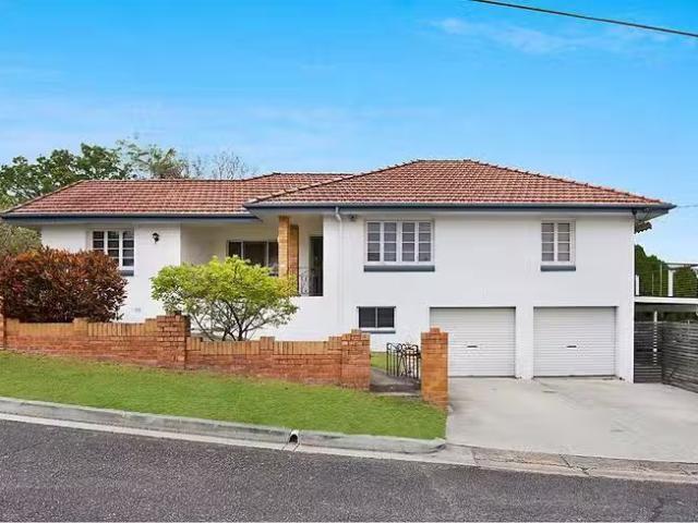 24 Dawn Street, Kedron, QLD 4031