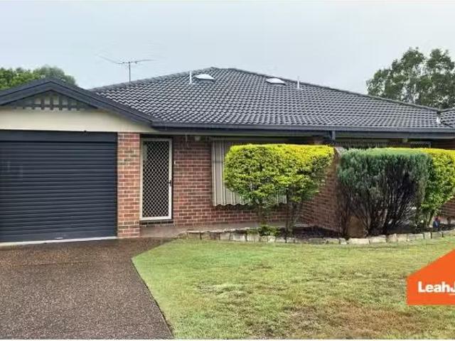 24 Decora Crescent, Warabrook Townhouse for rent Listed by Le.