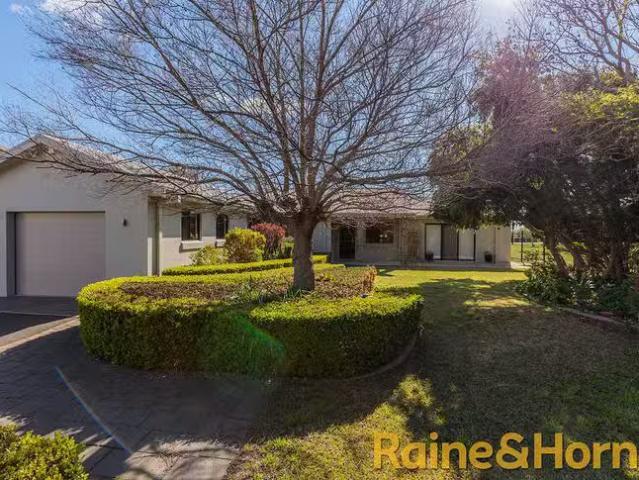 2/4 Diane Street, Dubbo, NSW 2830