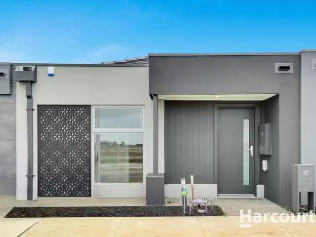 24 Draft Street, MANOR LAKES, VIC 3024 House for Rent