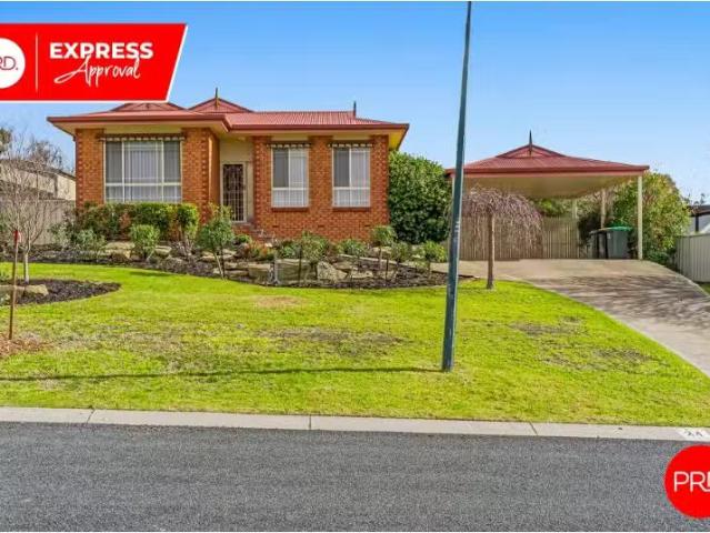 24 Duke Street, KANGAROO FLAT House for rent Listed by Lily B.