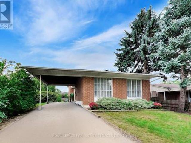 24 Elmvale Crescent, Toronto, ON, M9V 2B9 house for sale | Listing ID W13868 | Royal LePage