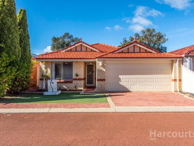 24 Evella Cove, LAKELANDS, WA 6180