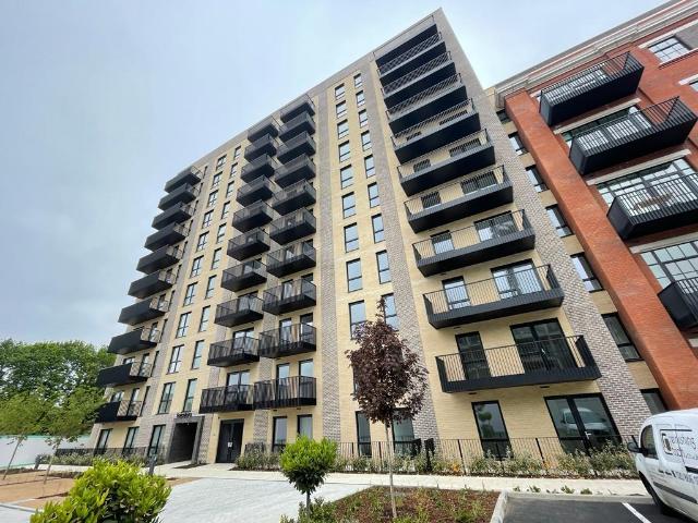 24 Farine Avenue, Hayes UB3 1 bed apartment to rent £1,545 pcm £357 pw