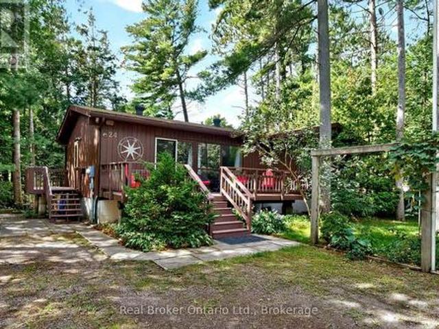 24 Fernanne Drive, Tiny, ON, L0L 2J0 house for sale | Listing ID S13774 | Royal LePage