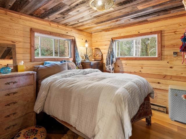 24 Flintlock Road