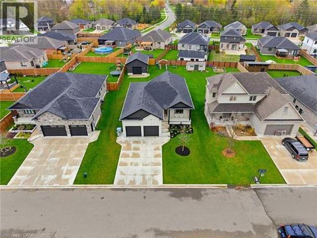 24 Gilmer Crescent, Listowel, ON, N4W 0H2 house for sale | Listing ID 40829 | Royal LePage