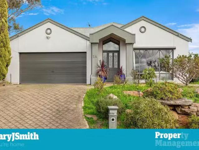 24 Gleneagles Road, Aberfoyle Park, SA 5159
