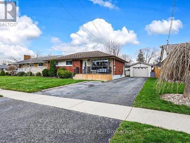24 Grosvenor Street S, St. Catharines Bunting/Linwell, ON, L2M 3E2 house for sale | Listing ID X13539 | Royal LePage