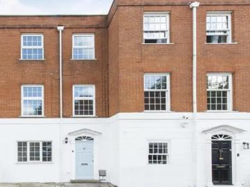24 Great North Road, London, N2 0NL, United Kingdom | 4 bed townhouse for rent #130434822 | Rentberry
