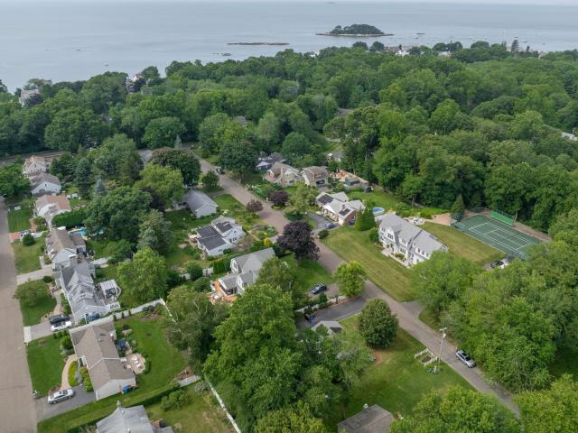 24 Hamilton Drive, Madison, US, CT